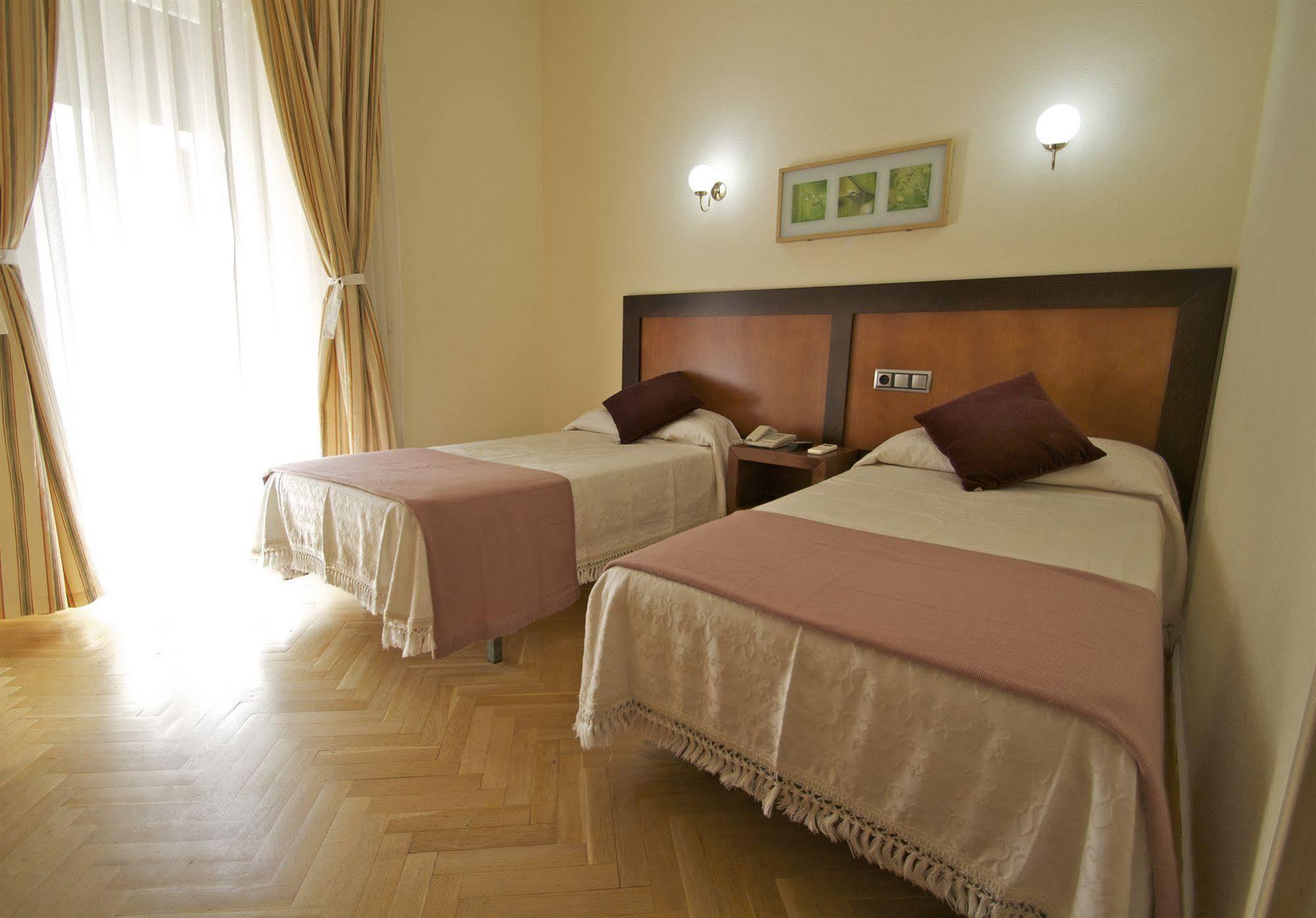 Hostal Greco Gran Via Madrid Kültér fotó